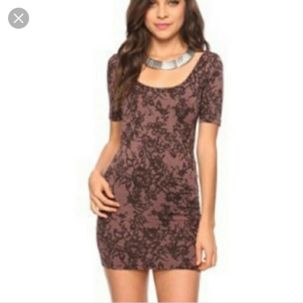 🌷Sale l Forever 21 Tribal print mini dress